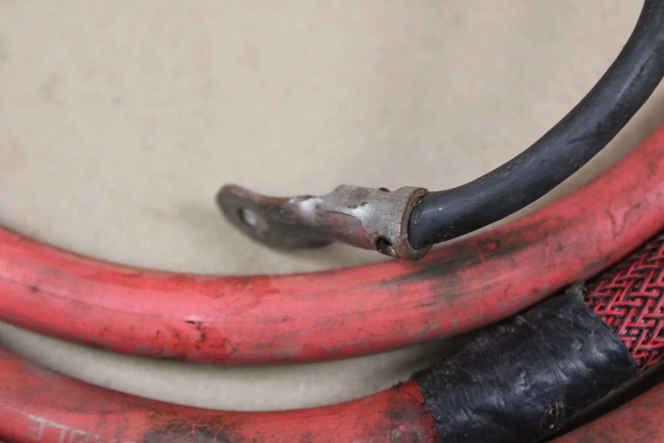 Cable de batería positivo OEM 2005-10 Dodge Charger Chrysler 300 04759976AD Foto 3 de 4