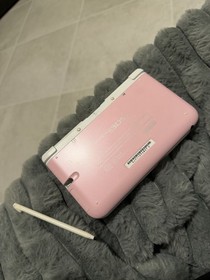 Nintendo 3DS LL SPR-001 Pink/White Handheld System Wi-Fi NTSC-J 4GB