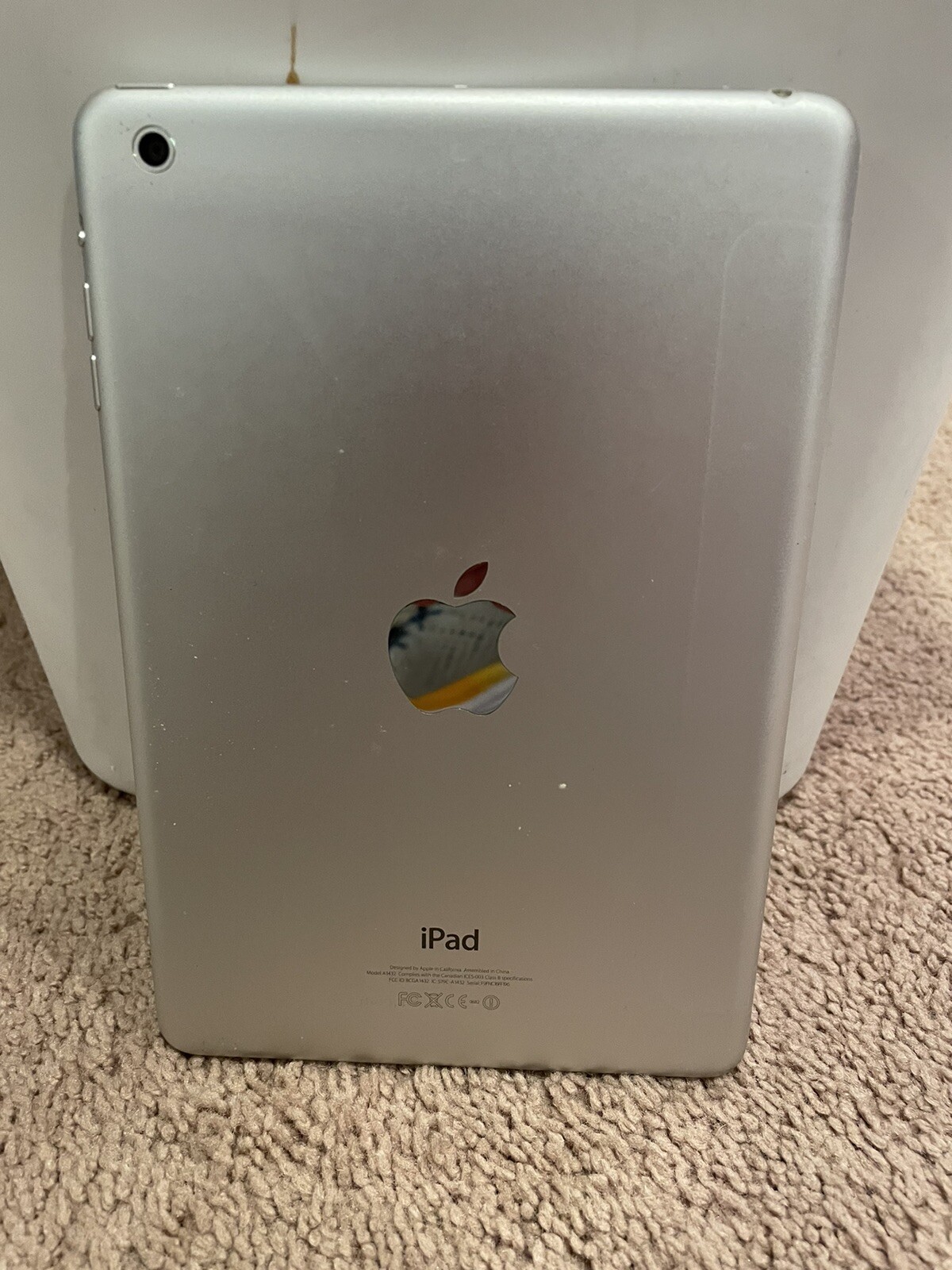 Apple iPad mini MD531LL/A. MODEL A1432 16GB, WiFi, 7.9 in White