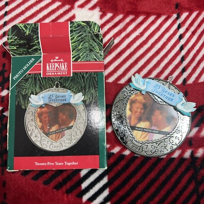 Hallmark Keepsake Frame Ornament, 1991, Twenty-Five Years Together