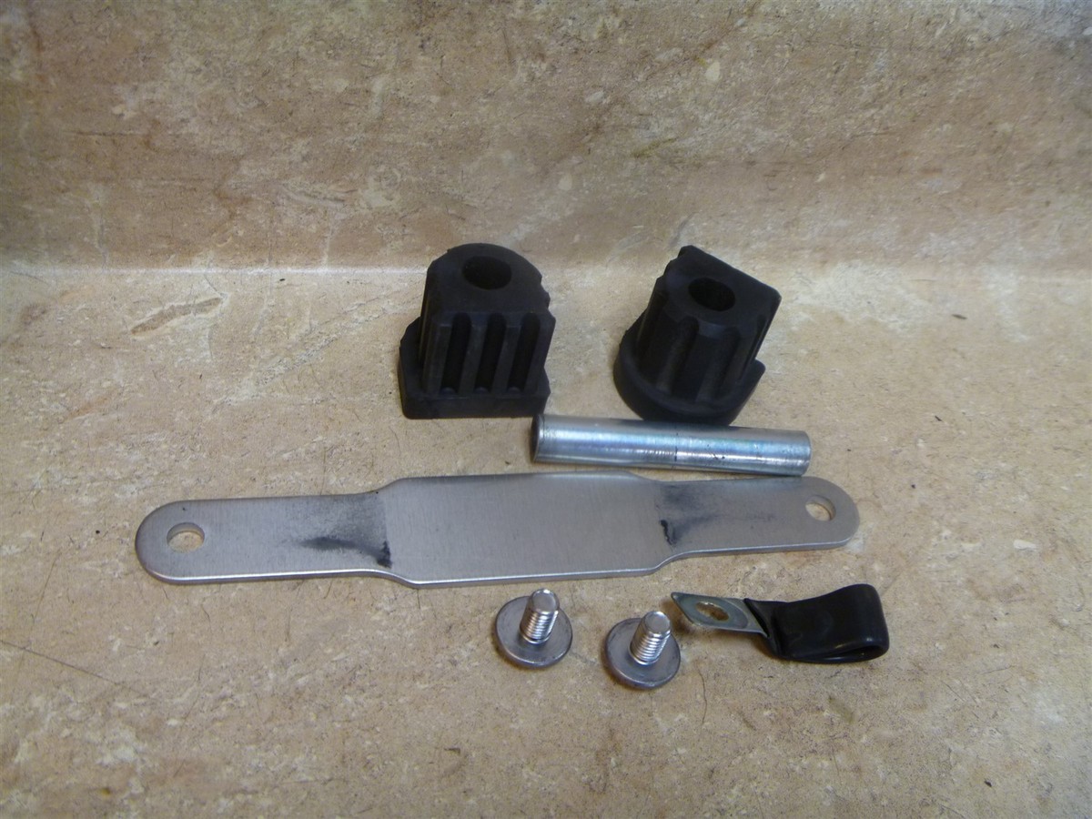 Kawasaki 1000 ZX NINJA ZX1000-E ZX10-R Used Tank Hardware 2008