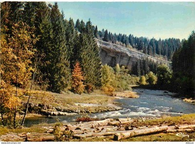 Postcard - 25 - Doubs - La vallée sur Doubs - Le d'Entre Roches parade - CP