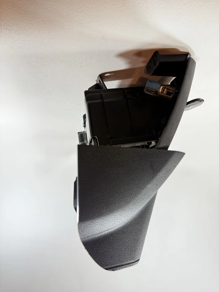 ✅2018-2024 RAM CLASSIC 1500-3500 TABLERO CENTRAL BANDEJA CAJA ALMACENAMIENTO CUBIERTA OEM Foto 4 de 4