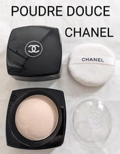 CHANEL POUDRE DOUCE LUXURY POWDER 19g / 0.67 oz From Japan New
