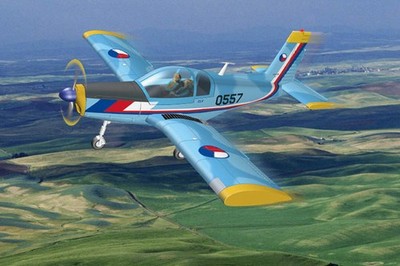 HobbyBoss 1/72 Czech Zlin Z-142