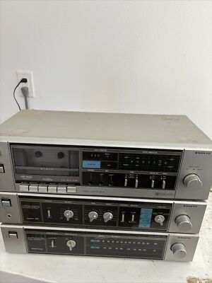 Sanyo RD 240 JT 240 Stereo Cassette Deck AM/FM Stero Tuner
