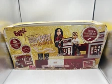 MGA Entertainment Bratz Forever Diamondz Fashion Show On The Go Runway Truck New