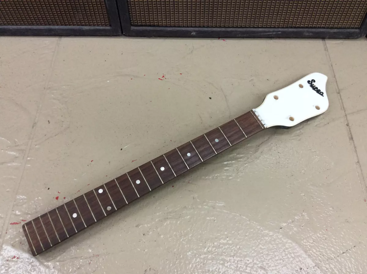 Pocket 2024 bass guitar