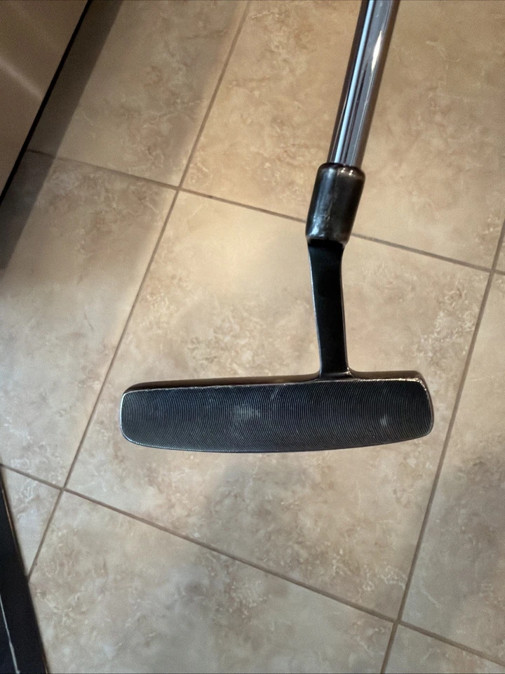 Acuity DN2 Milled Face Offset RH 34" Putter Steel Shaft Good Grip - Image 2 of 4