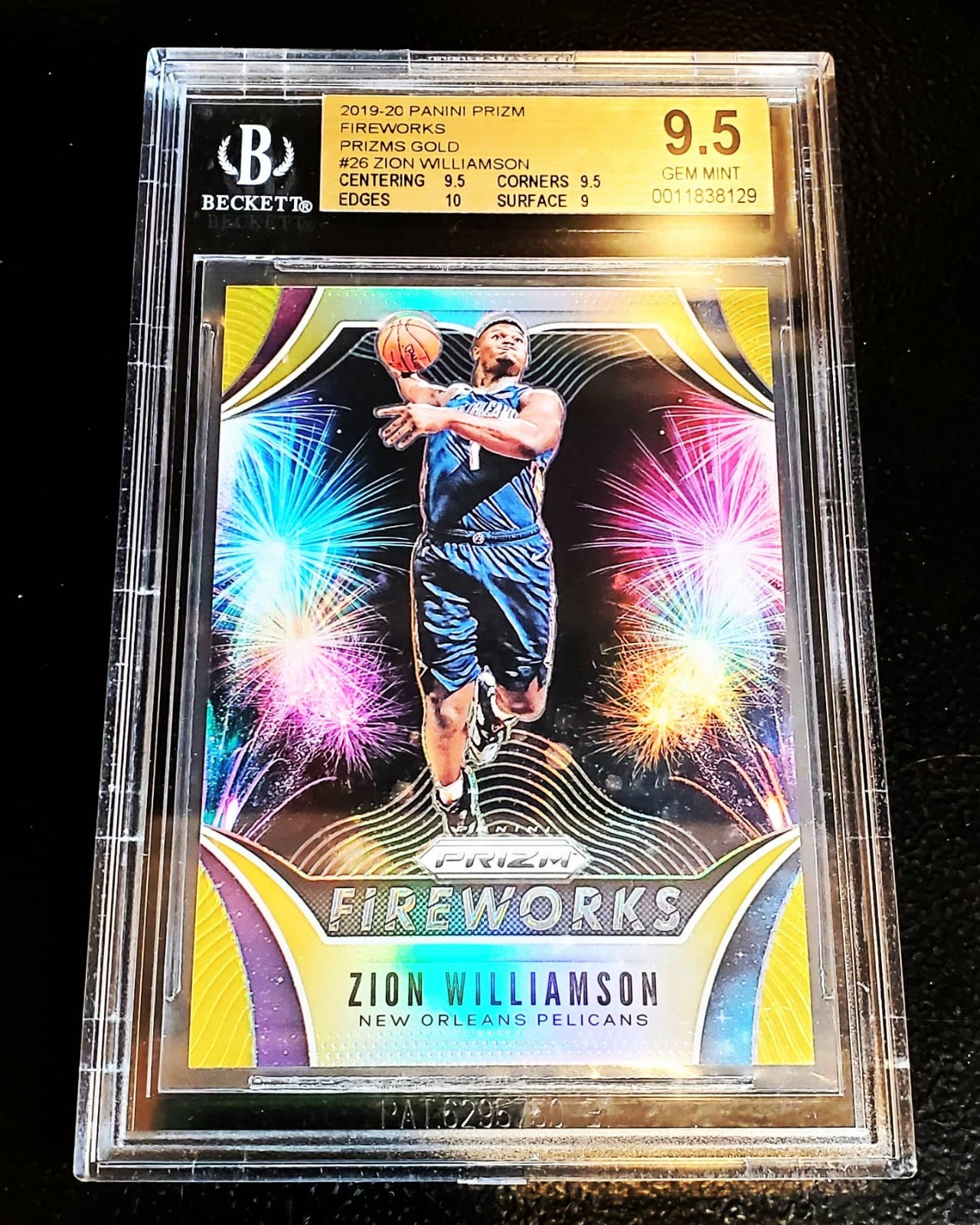 ZION WILLIAMSON 2019-20 Panini Prizm Fireworks Gold 01/10 JERSEY NUMBER BGS 9.5