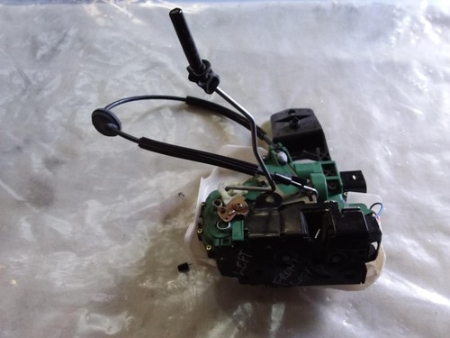 VOLKSWAGEN PASSAT LOCK MECHANISM LEFT FRONT DOOR LOCK, SEDAN, 3B/GP, 03/97-10/02