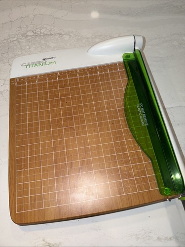 CarboTitanium Guillotine Trimmer, 12", White & Green