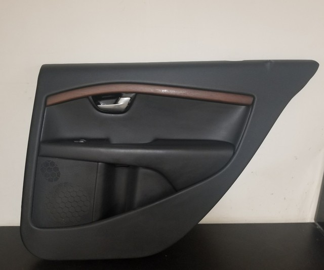 2009 VOLVO S80 PASSENGER RIGHT SIDE REAR DOOR TRIM PANEL ASSEMBLY BLACK
