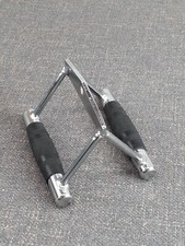 NEW NWOT Gym Cable Attachment Tricep Row V Pull Bar Rubber Handle