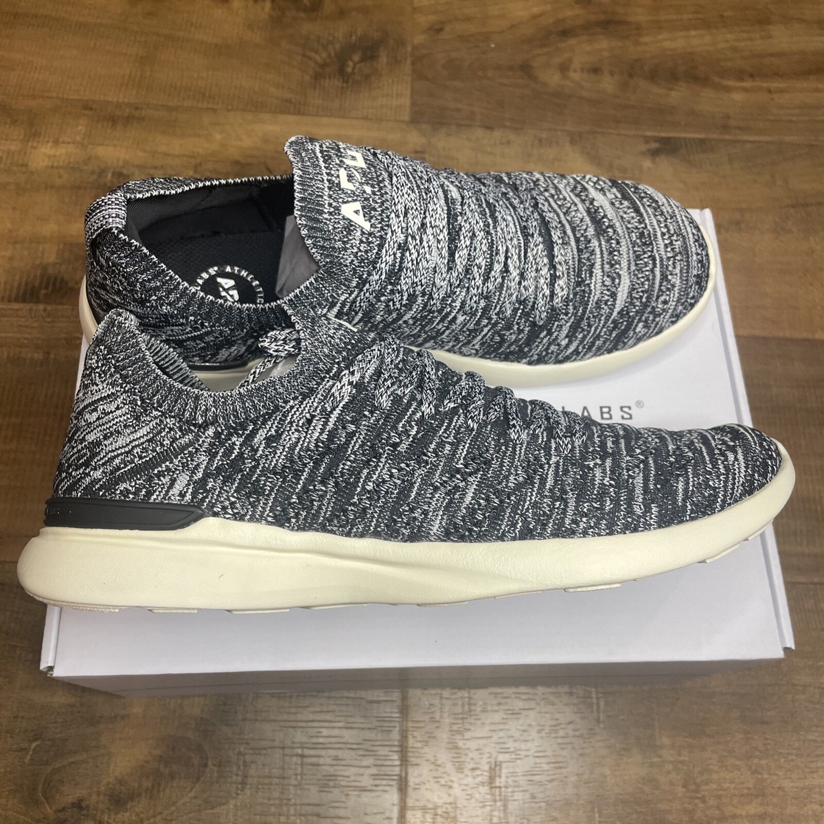 APL Techloom Wave Sneakers Shoes Heather Black Pristine 
