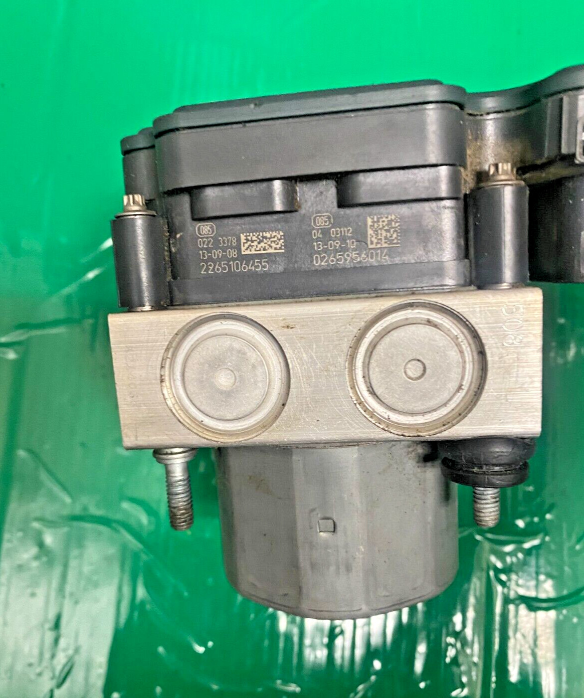 2014 -2017 Maserati Quattroporte ABS Anti Lock Break Pump Module 2265106455