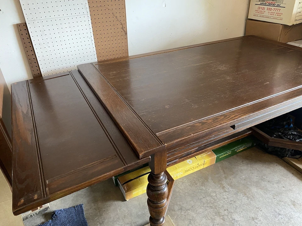 Mesa de comedor antigua de roble macizo (solo mesa) Foto 2 de 4