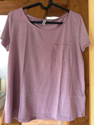H&M Divided T-Shirt