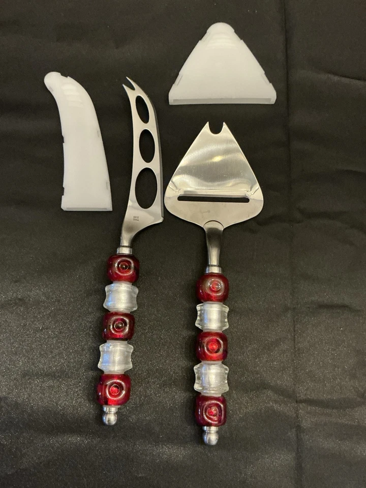 New Pampered Chef Candy Cane Glass Bead Cheese Knife Set - Image 2 of 3