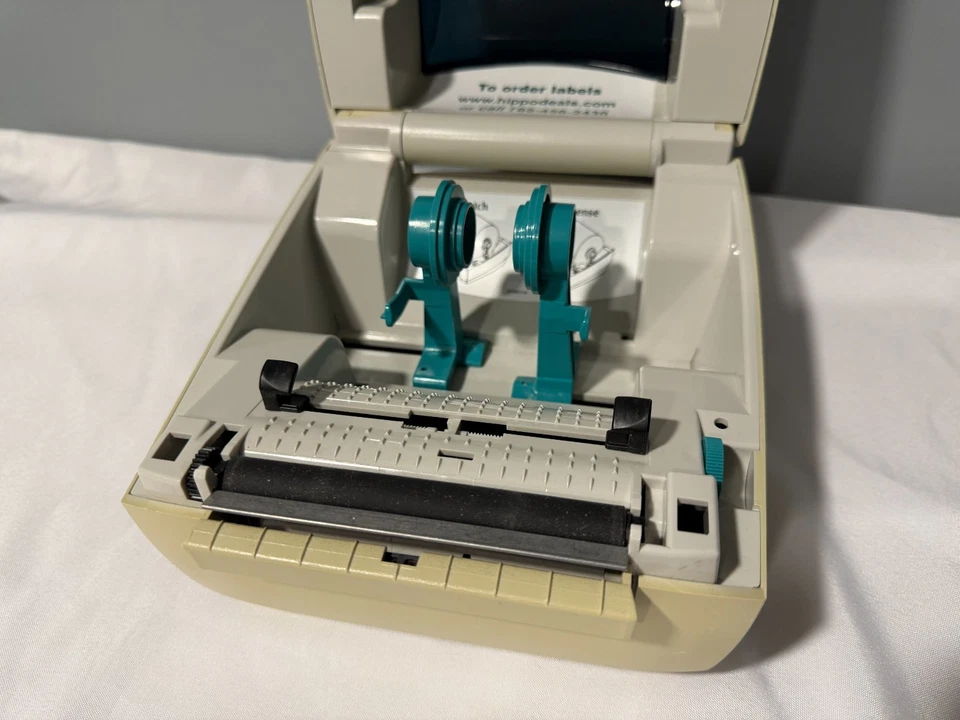 Zebra UPS LP2844 Direct Thermal Barcode Label Printer With Power and USB Cable - Image 2 of 3