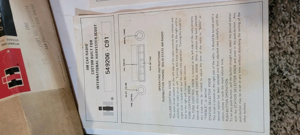 Radio pulsador International Harvester IH Scout Travelall AM NOS 549206-C91 Foto 2 de 4