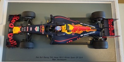 Spark 1/18 Max Verstappen #33 Red Bull RB12 2016 Winner Spanish GP