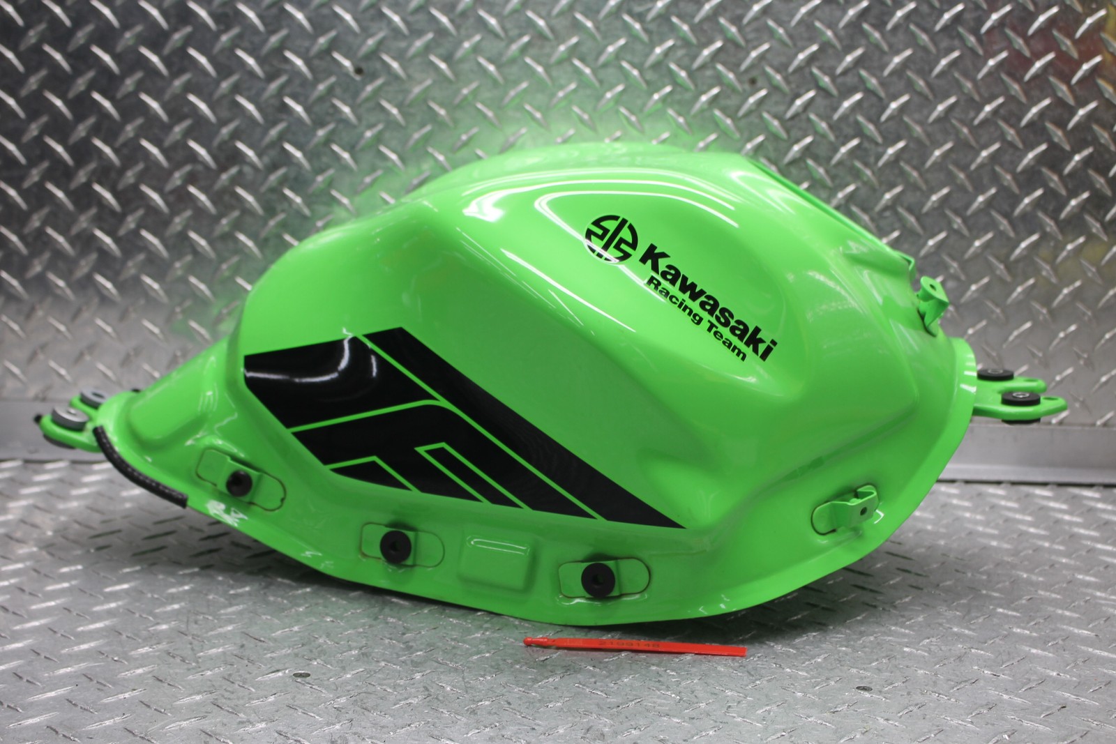 2023 KAWASAKI EX650R GREEN GAS TANK FUEL CELL PETROL RESERVOIR