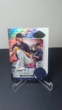 2022 Topps Gold Label Base Class 3 #33 Shane Bieber - Cleveland Guardians