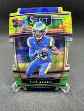 2021 Panini Select Tutu Atwell Green Yellow Die-Cut Prizm #61 Rookie L.A. Rams