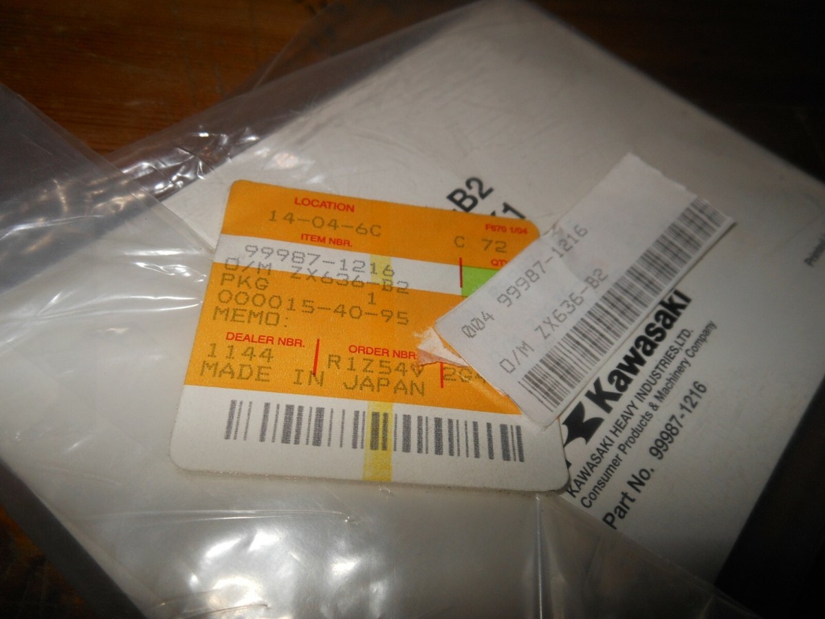 NOS Kawasaki Factory Owners Manual ZX-6R ZX-6RR ZX636-B2 ZX600-K1