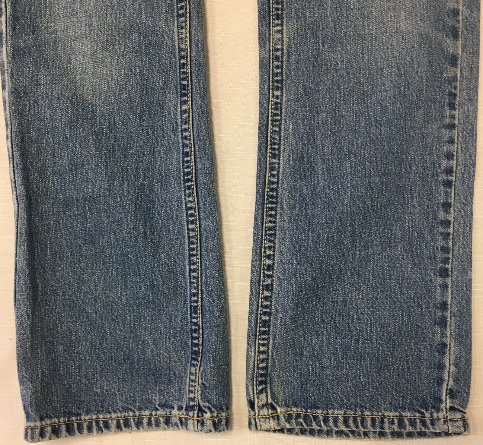 Tommy Hilfiger Tommy Jeans 1/30 Blue Jeans Logo Patch on Back | eBay | Weite Jeans