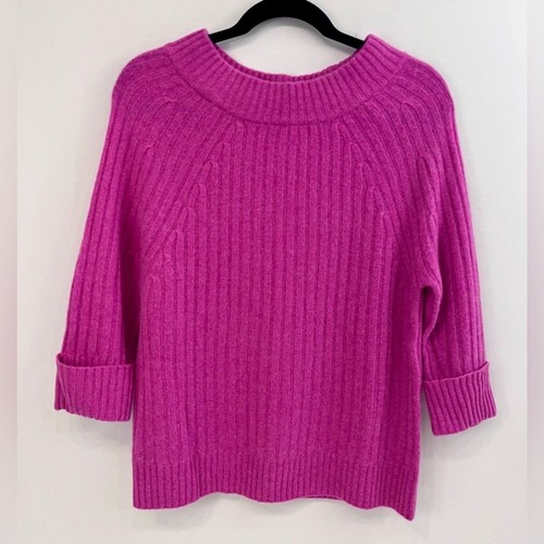 Saks Fifth Avenue 100% Cashmere Pink Sweater Size Small