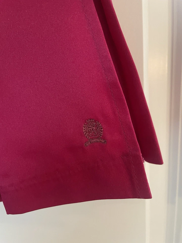 Jóvenes Niñas Tommy Hilfiger Falda Brillante Rosa Oscuro Plisada Falda Talla 10 Usada en Excelente Condición Foto 2 de 4