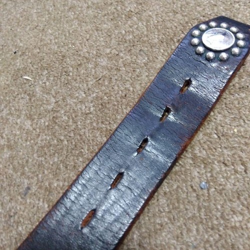 Cintura in pelle marrone 32 pollici HTC borchiata vita nera 4 cm usata - Foto 7 di 20