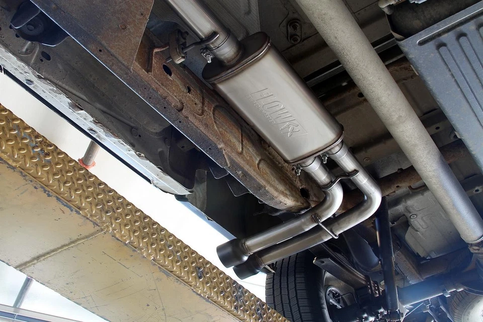 Kit de sistema de escape para GMC Sierra 1500 SLT 2009-2012 5,3 L V8 FLEX OHV Foto 2 de 4