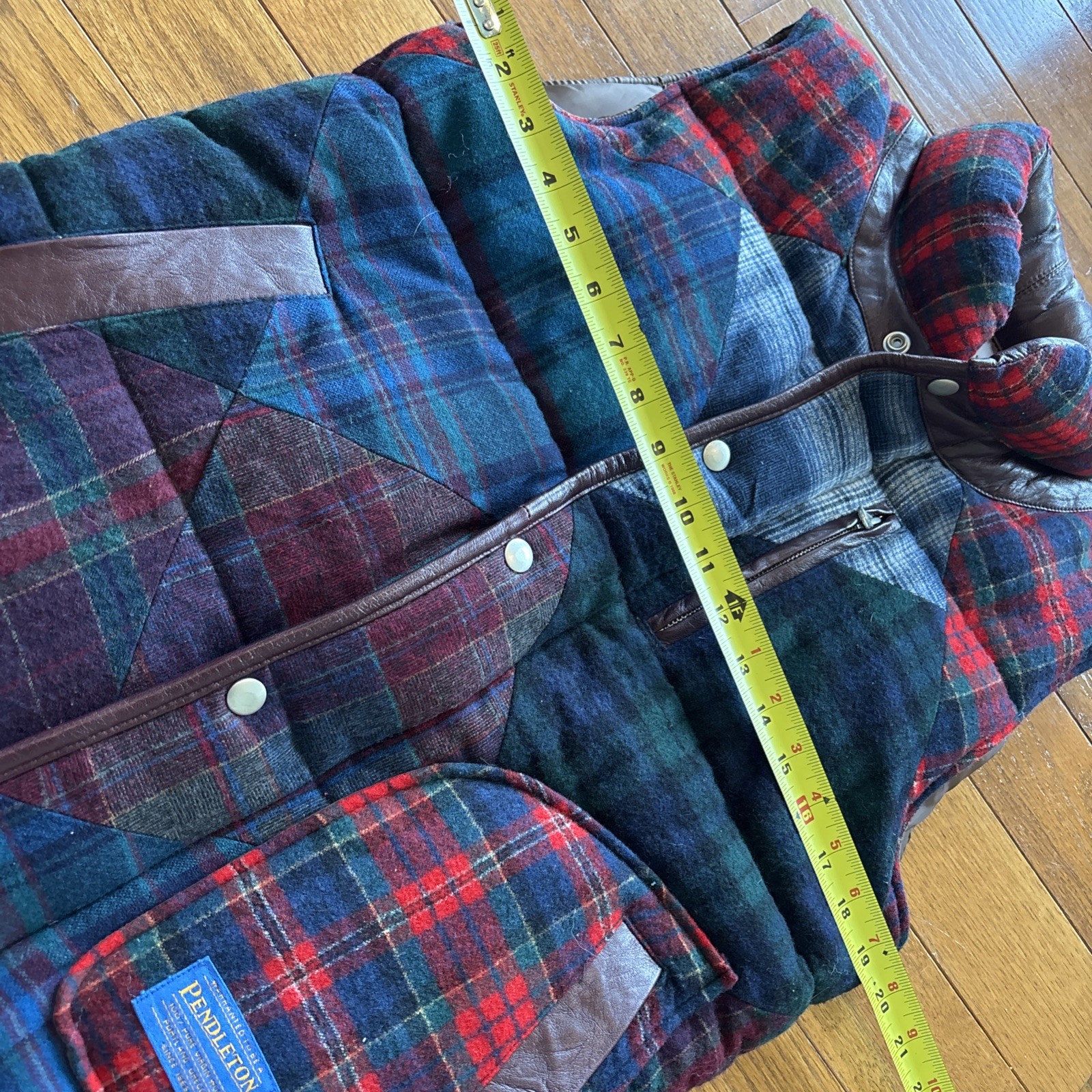 Pendleton Rare Patchwork Quilted Snap Unisex Vest… - image 6