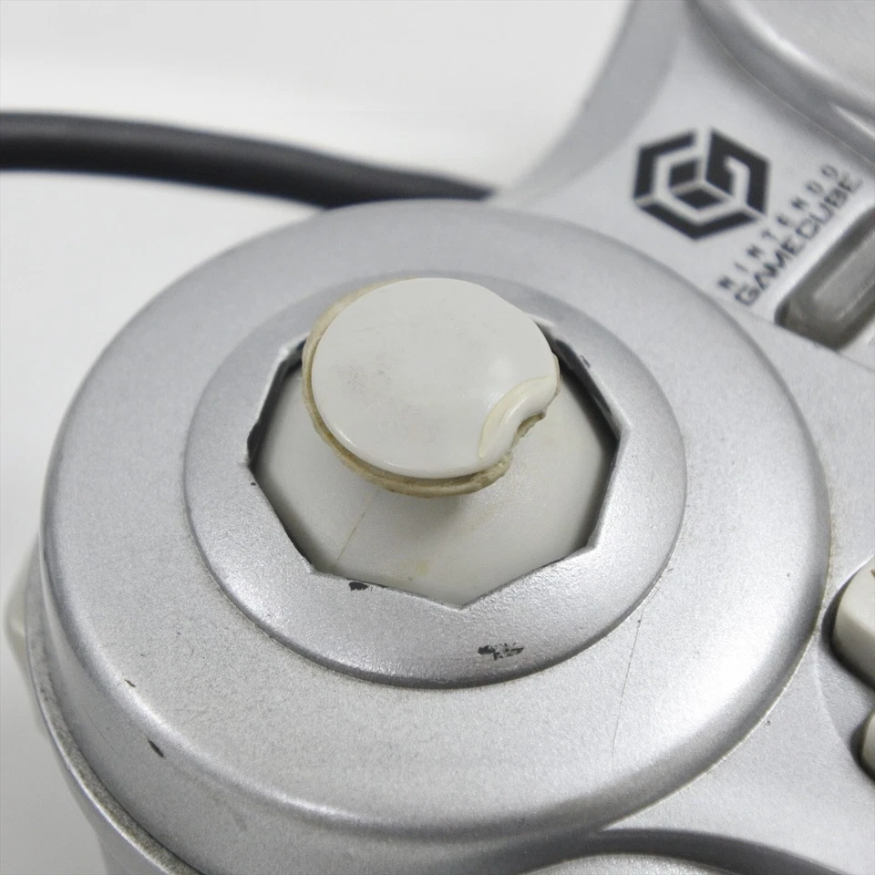 Gamecube JOY PAD CUBE MINI Metal Silver Controller JGC-002 Nintendo 1667 - Image 4 of 4