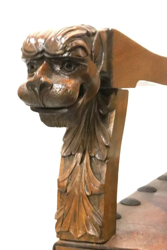 Juego de 6 sillas antiguas de madera y cuero de renacimiento gótico Foto 3 de 4