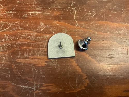 Spilla Anchorage Alaska City Skyline Mountain - Made in USA - Foto 3 di 5