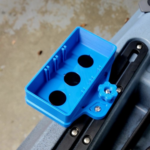 Throw N Go Magnetic Tackle Tray Rail Mount System By YAK Hobby - Garmin Blue - Picture 2 of 8