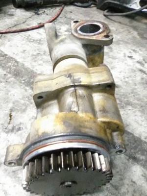 Caterpillar Oil Pump 9Y3794 C12 + Elbow 9Y8071 | eBay