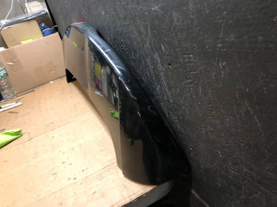 2015 to 2020 Kia Sedona Rear Trunk Spoiler Wing Oem F6752 PS - Image 2 of 4