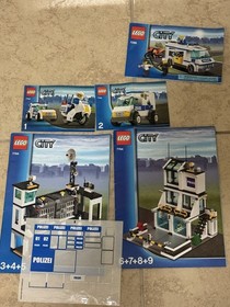 LEGO CITY Police Headquarters 7744 Complete Set Vehicles Minifigures Included