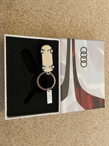 New Audi Sport Metal Keyring - Picture 3 of 3