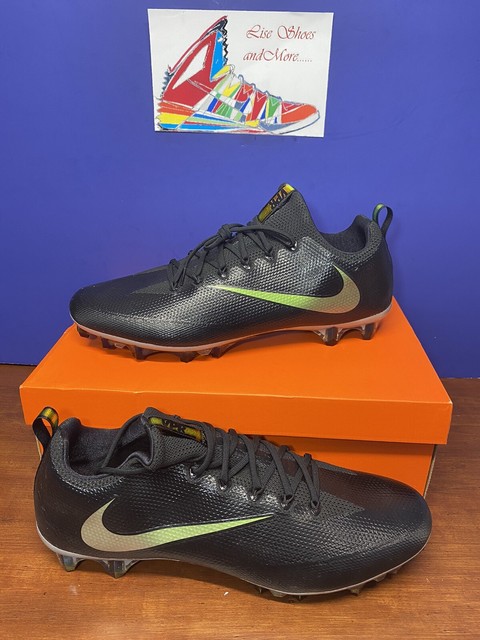 carbon fiber football cleats