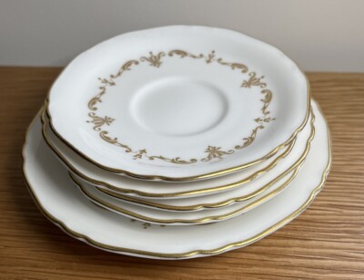 Royal Worcester Gold Chantilly 4 x 4,5 in Bone China Untertassen & 1x 5,75 in Untertasse