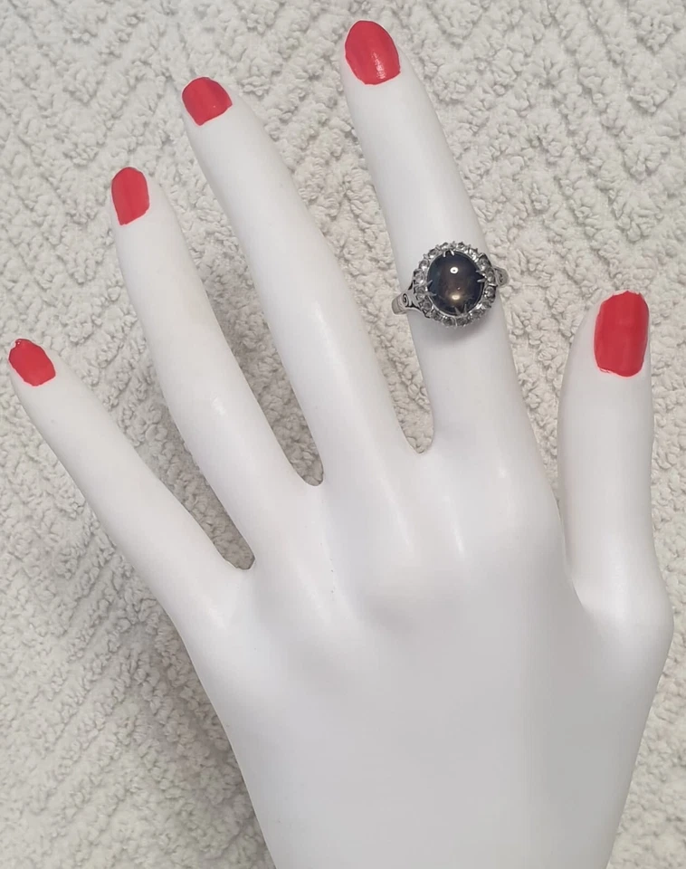 Schwarzer Stern-Saphir/Weisstopas Ring aus 333er Weißgold Getestet Gr. 53 16,8mm - Bild 4 von 4