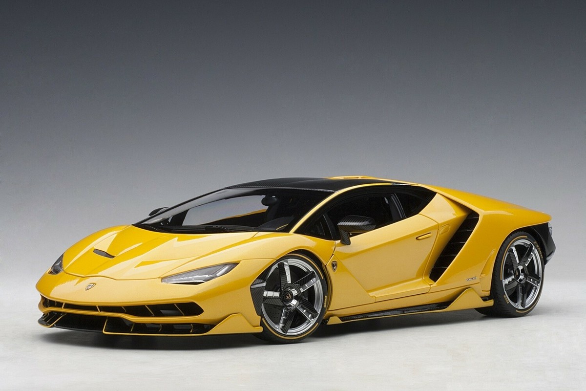 【美品】AUTOart LAMBORGHINI CENTENARIO 1/18 1/18 AUTOart Lamborghini Centenario (Clear Carbon with