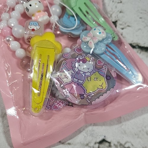 Hello Kitty Hair Clip Jewelry Hair Accessories Bag Set New - Picture 4 of 5