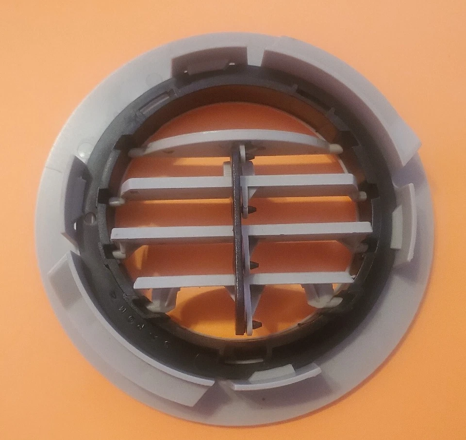 2008-2018 Dodge Grand Caravan Chrysler Town and Country Top Roof Air Vent OEM - Image 3 of 3